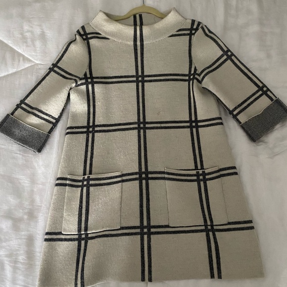 Moth Brand Dress - Picture 2 of 4